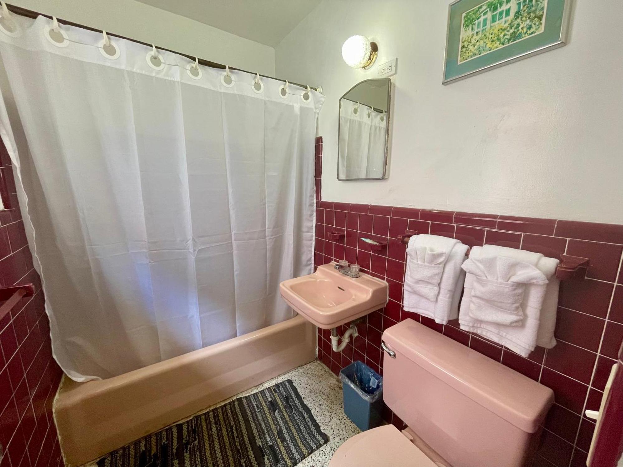 Ocean Holiday Motel Дейтона-Бич Экстерьер фото